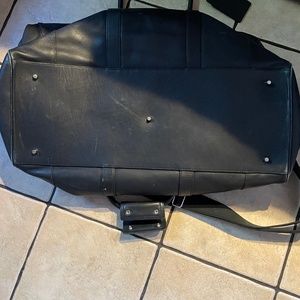 X large Coach duffle bag  never used! Gorgeous bag!  Classy